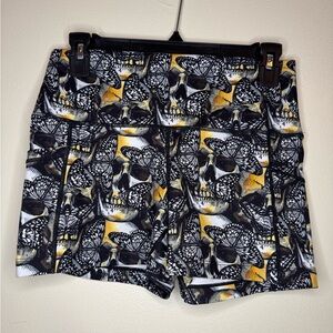Constantly Varied Gear Butterfly Skull Athletic Shorts Women’s Small